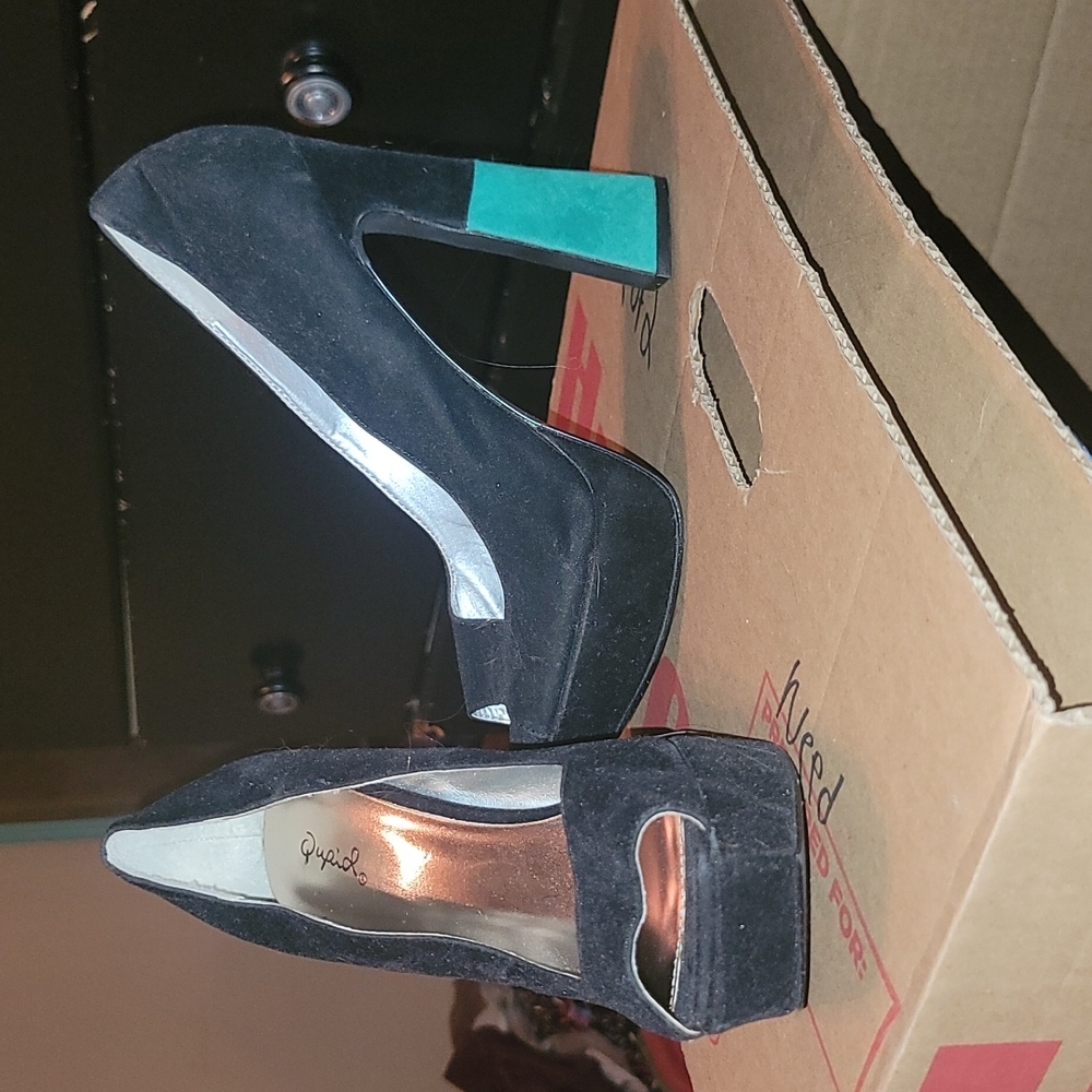 Peep toe black teal heels